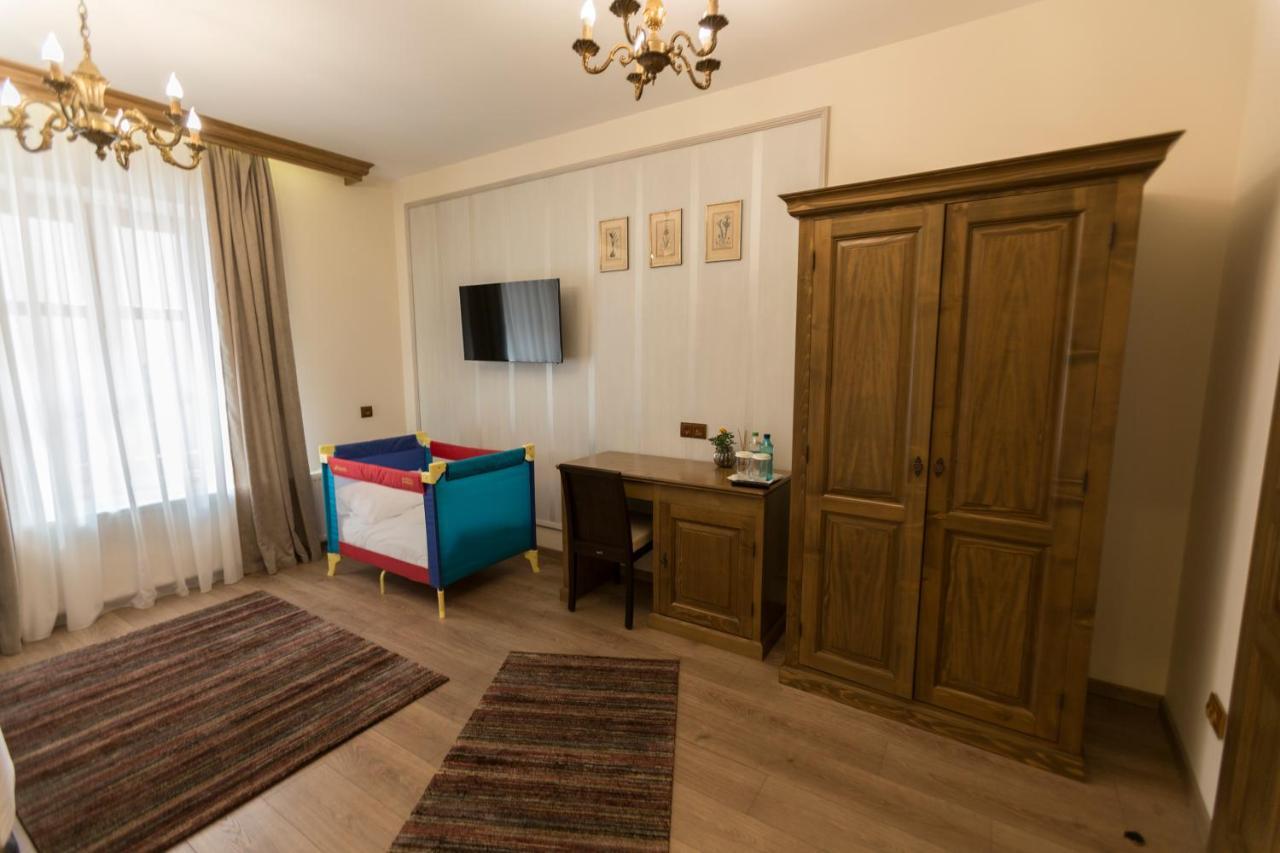 Pensiunea Kant Sibiu Exterior photo